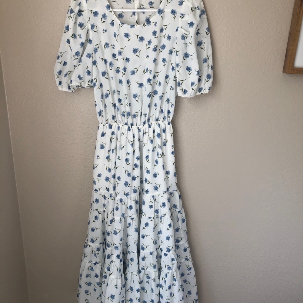 Clad & Cloth floral dress S